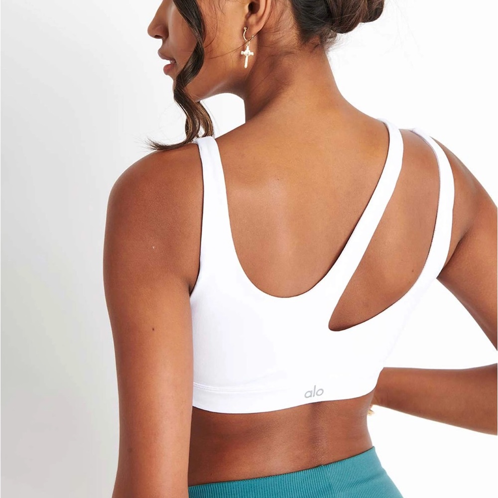 Alo peak bra